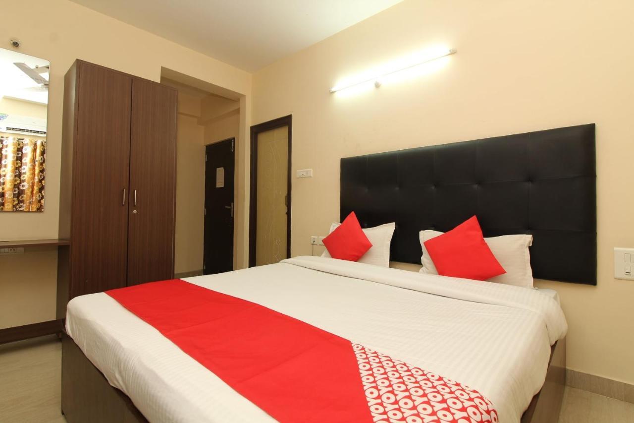 Namo Suites Haiderabad Buitenkant foto